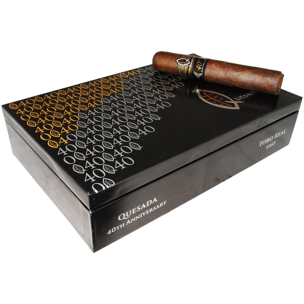 Quesada 40th Anniversary Toro Real 6" * 65